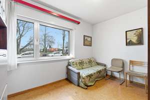 Property thumbnail 12