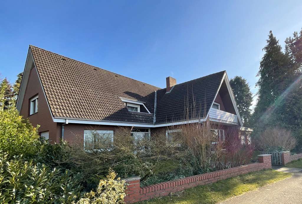 Immobilie in Lengerich - Großzügiges Einfamilienhaus mit Potential in Alleinlage - Bild 1