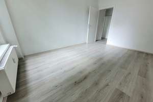 Tolle 3-Zimmer-Wohnung mit 2 Balkonen im EG! – Philosophenweg 7, 45279 Freisenbruch, Essen – Vorschaubild 9