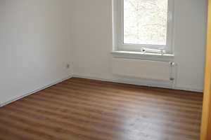 Lukratives 3-Familienhaus mit Garage nur wenige Minuten vom Marktplatz – Wismar – Vorschaubild 11