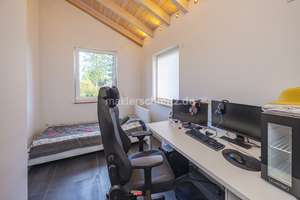 MODERNES FREISTEHENDES EINFAMILIENHAUS MIT EINLIEGERWOHNUNG, GARTEN, POOL & GARAGE – Die vollständige Adresse der Immobilie erhältst du vom Anbieter., 41189 Wickrath-West, Mönchengladbach – Vorschaubild 19