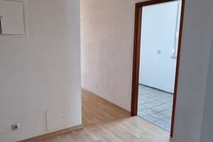 *** 3 Zimmer + Loggia + Dachgeschoss + TG -Stellplatz *** – Die vollständige Adresse der Immobilie erhältst du vom Anbieter., 1279 Tolkewitz/Seidnitz-Nord, Dresden – Vorschaubild 6