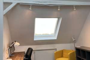 Möblierte stylische Dachgeschosswohnung in Rü - all inklusive – Rüttenscheider Straße 246, 45131 Rüttenscheid, Essen – Vorschaubild 3