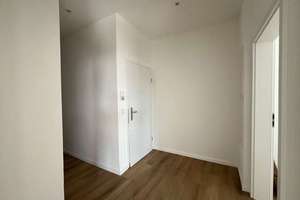 ***Frisch sanierte 3-Zi.-Wohnung mit EBK*** – Die vollständige Adresse der Immobilie erhältst du vom Anbieter., 70435 Zuffenhausen-Mitte, Stuttgart – Vorschaubild 4