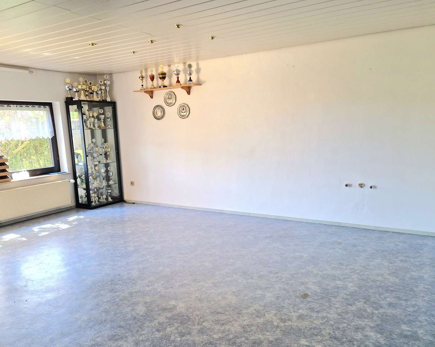 Immobilie in Schauenburg - Der individuelle Wohngenuss!

Komfortables, sehr gepflegtes 1-2 Familienhaus in Schauenburg-OT - Bild 0