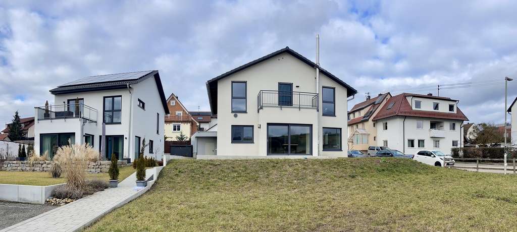 Immobilie in Auenwald - Bezugsfertiger Neubau in wunderschöner Ortsrandlage - Bild 3