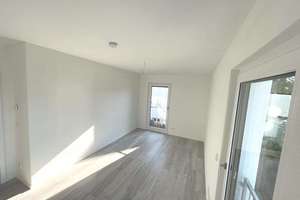 Moderne, hochwertige  Doppelhaushälfte mit sonnigem Garten und Süd-Terrasse – Wichertstr. 22, 80993 Alt-Moosach, München – Vorschaubild 15