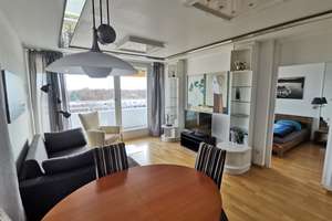 Von Privat: Sonnige, möblierte 2-Zimmer-Wohnung mit Panoramablick im Cosimapark – Klingsorstrasse 3, 81827 Englschalking, München – Vorschaubild 2