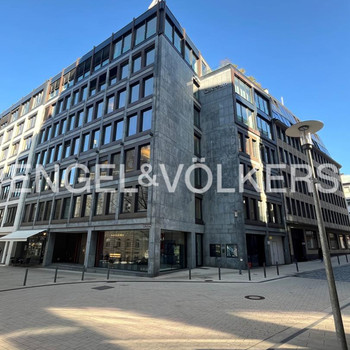 Großzügige Einzelhandelsfläche in der Altstadt