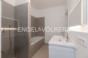Moderne Eleganz im geschützten Hof-Ensemble: Refugium mit weitläufiger Terrasse & Blickachse zur ... – 60311 Altstadt, Frankfurt am Main – Vorschaubild 16