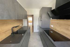 Attraktive Stadtwohnung mit moderner Einbauküche, Tageslichtbad und Balkon zum 15.6. – Neubrunnenstraße 00, 55116 Altstadt, Mainz – Vorschaubild 9