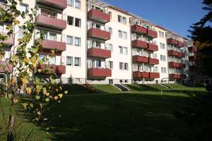 Der Lenz lässt grüßen... Schicke 2-Zimmer-Wohnung mit Balkon – Am Karbel 57, 9116 Altendorf, Chemnitz – Vorschaubild 4