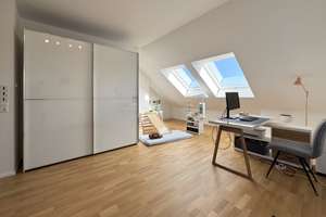 Modernes Reihenmittelhaus mit großzügigem Wohnkonzept, schönem Garten und Garage – 53842 Troisdorf – Vorschaubild 11