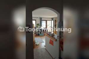 Tauschwohnung: 2,5 Zimmer Wohnung mit großem Balkon in Herdern, 75m2