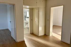 Frisch kernsanierte 3-Zimmer-Wohnung mit Balkon, Aufzug & Stellplatz – ruhige Lage mit Domblick – Die vollständige Adresse der Immobilie erhältst du vom Anbieter., 51103 Höhenberg, Köln – Vorschaubild 10
