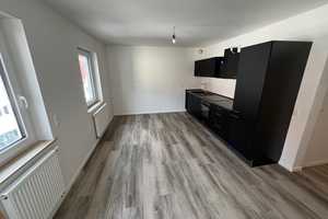 Exklusive, sanierte 4-Zimmer-Wohnung mit Balkon und EBK in Ulm – Bockgasse 6, 89073 Ulm – Vorschaubild 1