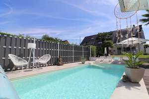 Lebensqualität pur: Traumhaus mit  Gartenparadies, Pool und unverbaubarem Weitblick. – Die vollständige Adresse der Immobilie erhältst du vom Anbieter., 46539 Dinslaken – Vorschaubild 9