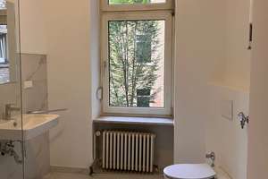 Große, renovierte Altbauwohnung in Karlsruhe Innenstadt-Ost zu vermieten! – Kreuzstraße 21, 76133 Innenstadt-Ost, Karlsruhe – Vorschaubild 2
