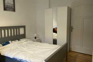 Nahe Tempelhofer Feld mit heller möblierter Single-Wohnung im gepfl. Altbau - Vertrag bis Dez. 2027 – Warthestr. 0, 12051 Berlin – Vorschaubild 12
