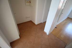 EXKLUSIV PEMPELFORT PARKETT EINBAUKÜCHE BALKON MODERNES WANNENBAD RUHIG + HELL 3. ETAGE/FRANKENSTR. – Frankenstraße 23A, 40476 Derendorf, Düsseldorf – Vorschaubild 12
