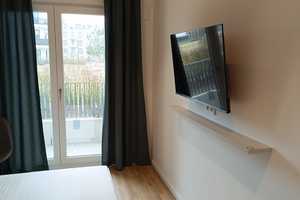Moderne und möblierte 1-Zimmer Erdgeschosswohnung in Regensburg (NUR Studenten und Azubis)  – Ladehofstraße 35, 93049 Regensburg – Vorschaubild 1