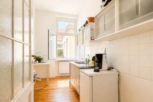 Wohnen im Helmholtzkiez: 3-Zimmer-Altbau mit Balkon, 94 m² – Die vollständige Adresse der Immobilie erhältst du vom Anbieter., 10437 Prenzlauer Berg, Berlin – Vorschaubild 7