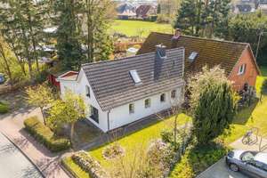 Vielseitiges Haus mit großem Bauerngarten – Die vollständige Adresse der Immobilie erhältst du vom Anbieter., 24601 Wankendorf – Vorschaubild 1
