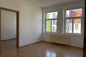 Charmante 2-Zimmer-Wohnung mit Tageslichtbad in ruhiger Lage