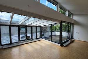 VERMIETET Exklusive 3-Zimmer Dachterrassenwohnung mit Balkon in München/Pasing, nähe Stadtpark