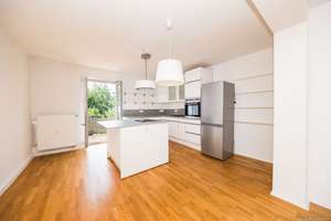 Großzügige 3-Zi-Altbauwhg mit Wohnküche, viel Licht & sonnigem Süd-Ost-/Westbalkon - ideal für WGs. – Die vollständige Adresse der Immobilie erhältst du vom Anbieter., 80993 Alt-Moosach, München – Vorschaubild 7