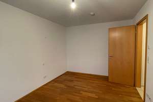 Exklusive 3-Zimmer-Wohnung mit großem Balkon, Design-Highlights und Festungsblick – Toplage Würzburg – Die vollständige Adresse der Immobilie erhältst du vom Anbieter., 97082 Steinbachtal, Würzburg – Vorschaubild 16