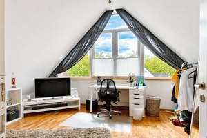 Wunderschönes Haus - zentral und ruhig – Die vollständige Adresse der Immobilie erhältst du vom Anbieter., 22393 Sasel, Hamburg – Vorschaubild 11