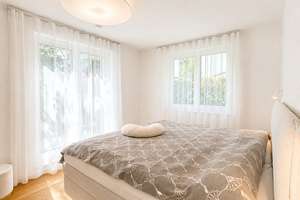 Neuwertige 4-Zimmer-Gartenwohnung mit hochwertiger Ausstattung und über 200 qm Garten – Die vollständige Adresse der Immobilie erhältst du vom Anbieter., 81377 Großhadern, München – Vorschaubild 14