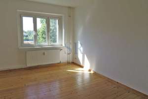 Bezugsfreie Maisonette-Eigentumswohnung in guter Lage in Pankow!