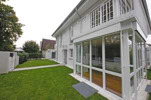 BEZUGSFERTIGER NEUBAU-PROV. FREI! Ruhig, perfekt geplant & hochwertig ausgestattet - EBK, PV, Kamin – München – Vorschaubild 1