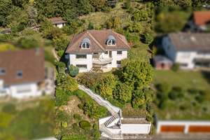 Ein Rückzugsort der Extraklasse: Edles Wohnen auf beeindruckendem Sonnengrundstück – Die vollständige Adresse der Immobilie erhältst du vom Anbieter., 75045 Walzbachtal – Vorschaubild 2