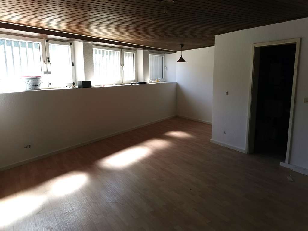 Immobilie in Mönchengladbach - SOUTERRAIN-APPARTMENT MIT GESTALTUNGSPIELRAUM IN ZENTRALER LAGE VON MG! - Bild 3