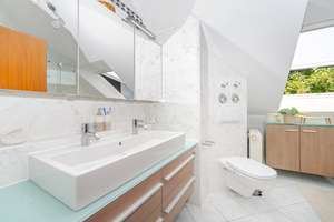 Frei beziehbar: Gehobene Dachgeschosswohnung nahe Forstenrieder Park  – Die vollständige Adresse der Immobilie erhältst du vom Anbieter., 81476 Forstenried, München – Vorschaubild 7