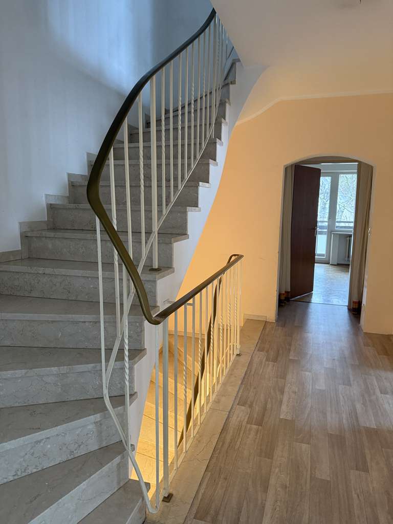 Immobilie in Gröbenzell - *Im eigenen Haus wohnen - und drei Wohnungen helfen bei der Finanzierung* - Bild 4