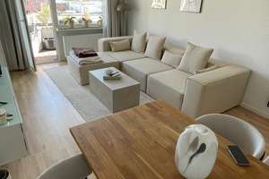 Helle, geräumige 2-Zimmer-Wohnung mit Süd-Balkon und Garage in Düsseldorf-Friedrichstadt  – Bilker Allee 223, 40215 Friedrichstadt, Düsseldorf – Vorschaubild 2