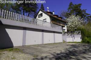 Großzügiges 3-Familienhaus mit stilvollem Nebengebäude im Wald – Die vollständige Adresse der Immobilie erhältst du vom Anbieter., 88400 Biberach an der Riß – Vorschaubild 1