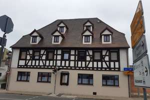 Denkmal-Highlight nahe Erlangen: Großzügige 5-Zimmer-Wohnung mit hohem Steuerspar-Potenzial! – Forchheimer Straße 7, 91083 Baiersdorf – Vorschaubild 1