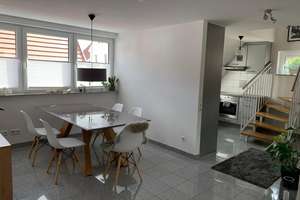 Stilvolle 3,5-Zimmer-DG-Maisonette mit Fernblick, Garage & hochwertiger Ausstattung in Stuttgart-Süd – Die vollständige Adresse der Immobilie erhältst du vom Anbieter., 70199 Heslach, Stuttgart – Vorschaubild 2