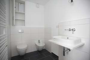 Penthouse in Dortmund: 2-Zimmer-Wohnung mit Balkon – Die vollständige Adresse der Immobilie erhältst du vom Anbieter., 44135 Kaiserbrunnen, Dortmund – Vorschaubild 4