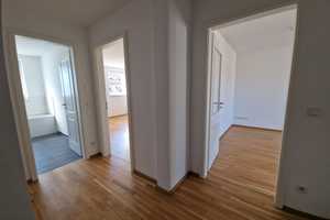 ALTBAU DELUXE +++ WANNE und DUSCHE +++ BALKON +++ EINBAUKÜCHE +++ LIFT – Untere Aktienstr. 8, 9111 Chemnitz – Vorschaubild 6