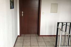 Schönes Einfamilienhaus mit Garten und Garage in Dransfeld – Die vollständige Adresse der Immobilie erhältst du vom Anbieter., 37127 Dransfeld – Vorschaubild 5