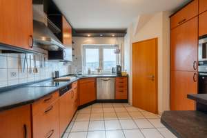Koblenz -Über den Dächern der Stadt – Maisonette-Penthouse in zentraler Lage mit Blick ins Grüne – Die vollständige Adresse der Immobilie erhältst du vom Anbieter., 56073 Süd, Koblenz – Vorschaubild 11