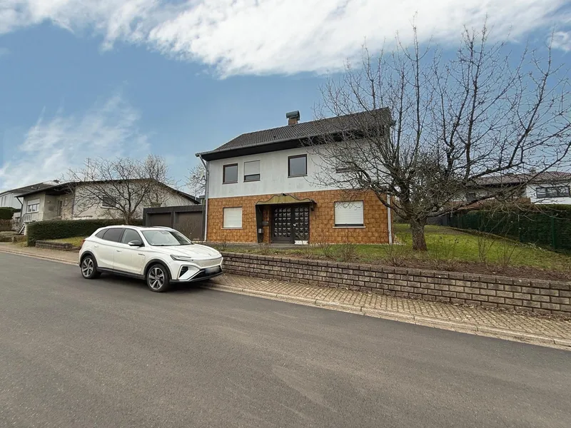 Freihstehendes Einfamilienhaus in guter Lage von Lebach-Eidenborn, Saarlouis Kreis – Bild 3