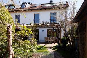 Idyllisches Split-Level-Haus mit traumhaftem Ambiente in ausgezeichneter Lage  – Erding (Kreis) – Vorschaubild 2