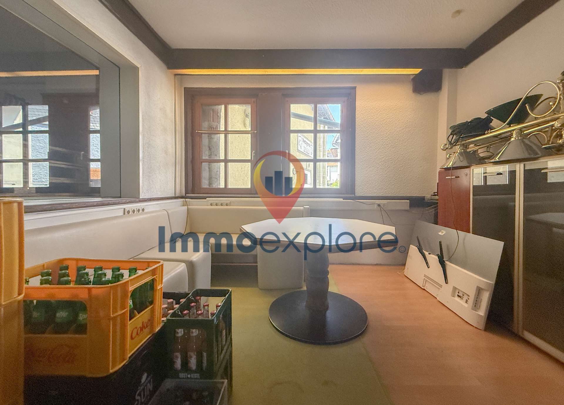 Immobilie in Wehrheim - Wohn- und Geschäftshaus zum entwickeln - Sanierungsbedürftig - Bild 1